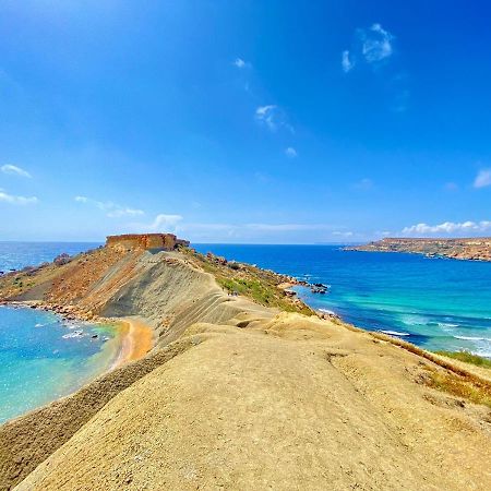 F8 1 Seaview Room, Living And Bathroom Shared , Stjulians San Ġiljan Exterior foto