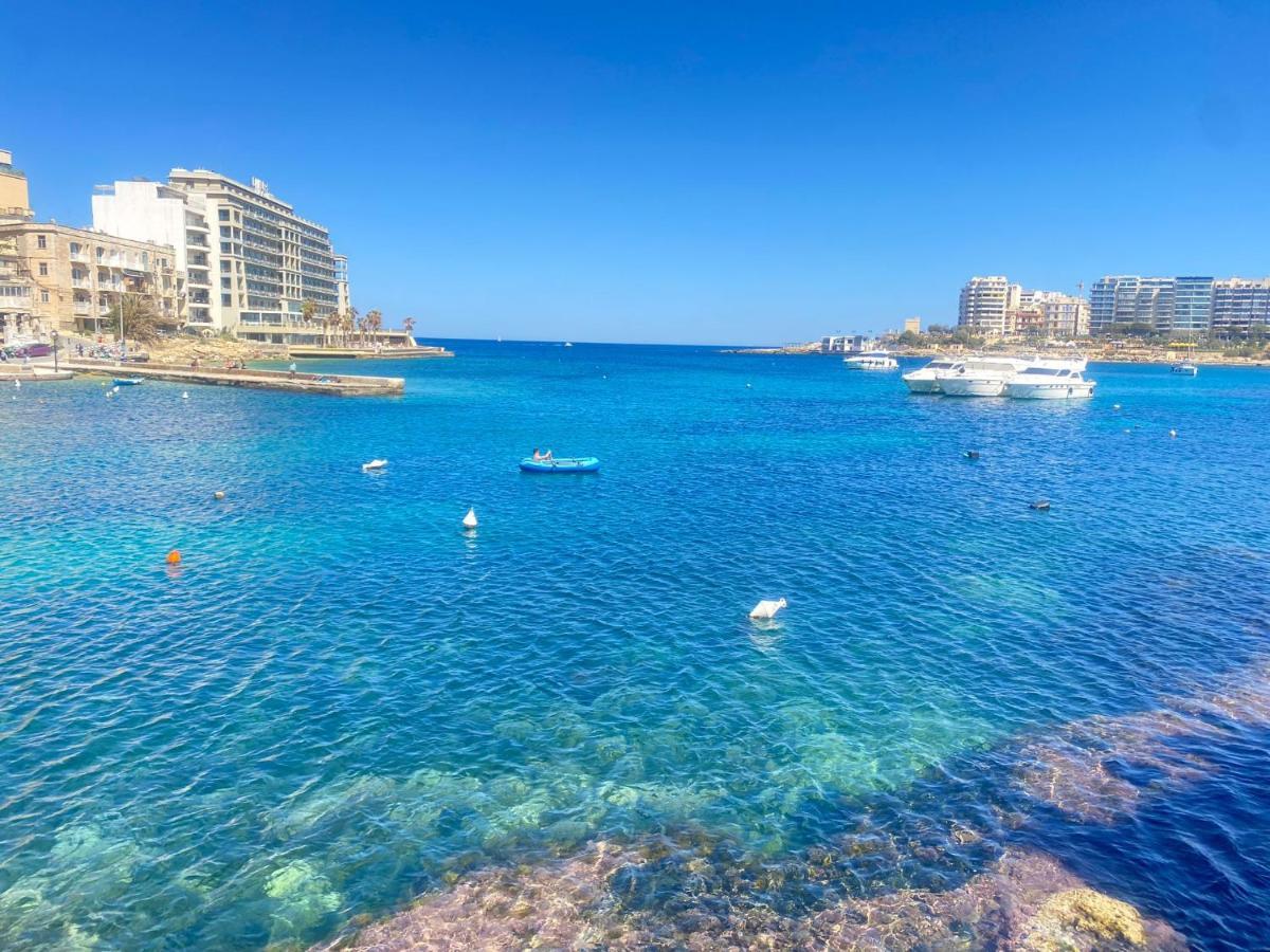 F8 1 Seaview Room, Living And Bathroom Shared , Stjulians San Ġiljan Exterior foto