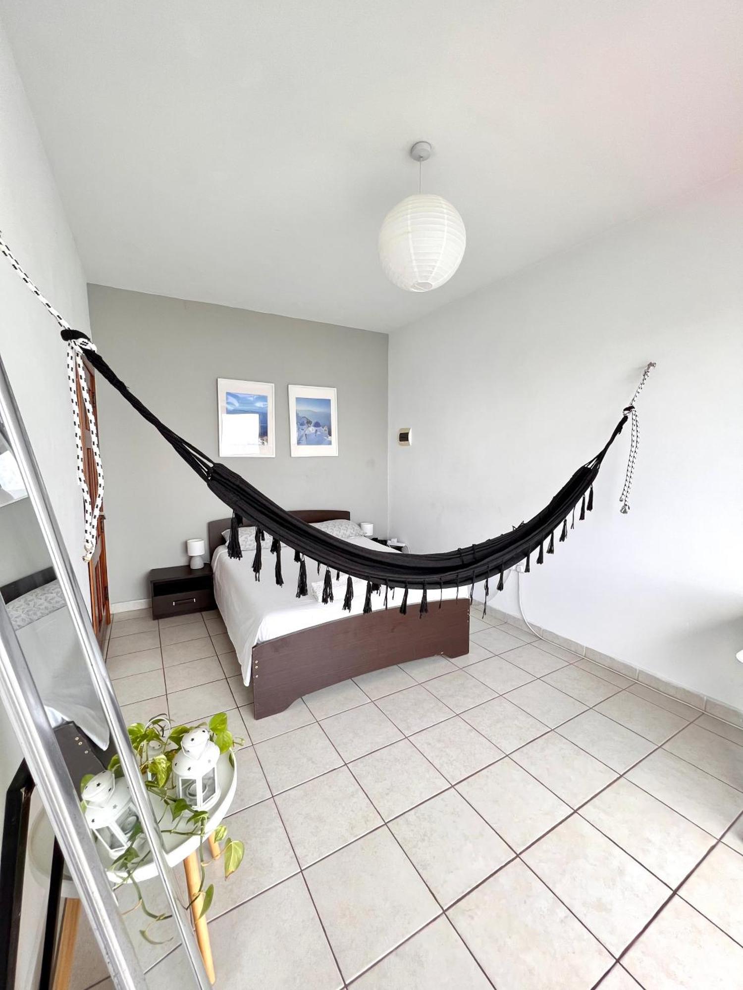 F8 1 Seaview Room, Living And Bathroom Shared , Stjulians San Ġiljan Exterior foto